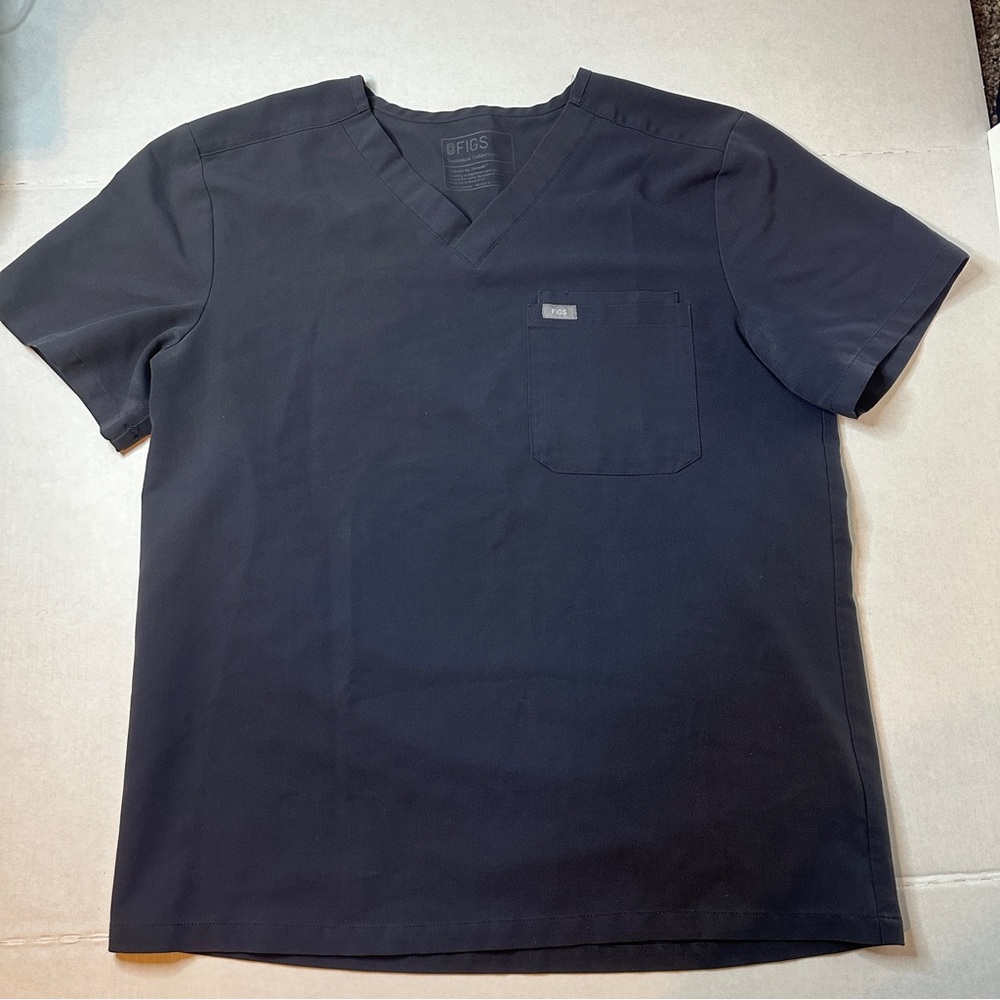 Figs Leon Charcoal Scrubs size Large